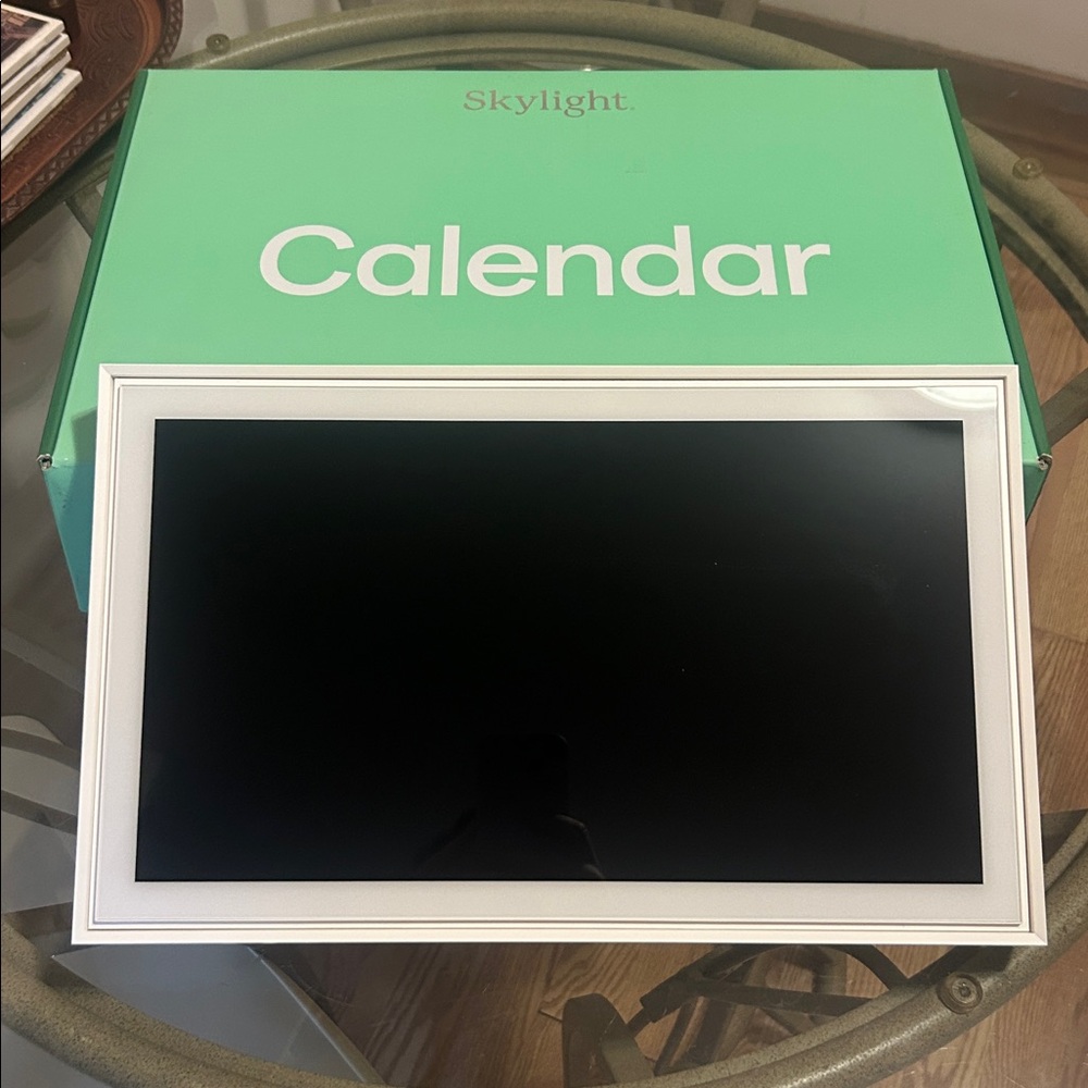 Brand New 15 inch Skylight Digital Calendar